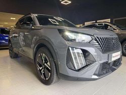 Grigio Usata 2024 Peugeot 2008 Allure SUV | 16.900 € (Ottimo prezzo)