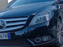 Nero Usata 2013 Mercedes B180 Monovolume | 7100 €