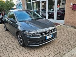 Grigio scuro Usata 2021 VW Polo Comfortline Tre volumi | 15.800 € (Buon prezzo)