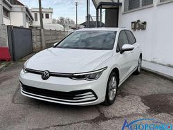 Other Usata 2021 VW Golf Life Tre volumi | 19.300 € (Buon prezzo)