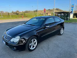 Usata 2005 Mercedes C180 Avantgarde Coupé | 3500 € (Buon prezzo)