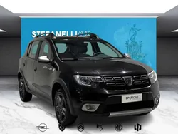 Grigio piombo metalizzato Usata 2017 Dacia Sandero Stepway Due volumi | 7400 € (Ottimo prezzo)