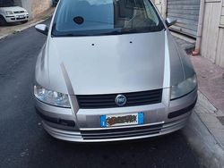 Usata 2003 Fiat Stilo Tre volumi | 2200 €