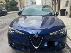 Blu Usata 2020 Alfa Romeo Stelvio SUV | 20.500 € (Buon prezzo)