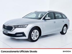 Argento brilliant Usata 2024 Skoda Octavia Executive Station wagon | 22.800 € (Buon prezzo)