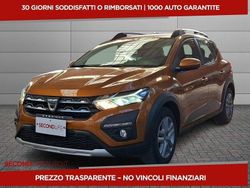 Arancione Usata 2022 Dacia Sandero Comfort Tre volumi | 14.500 € (Cara)