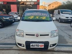 Bianco Usata 2012 Fiat Panda 4x4 Due volumi | 7500 € (Buon prezzo)