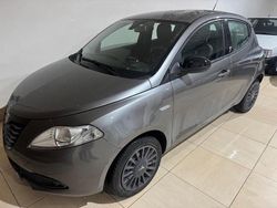Grigio Usata 2015 Lancia Ypsilon Gold Due volumi | 7299 € (Cara)