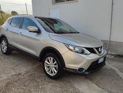 Argento Usata 2014 Nissan Qashqai SUV | 9900 € (Buon prezzo)