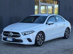Bianco Usata 2021 Mercedes A180 Business Tre volumi | 24.900 € (Buon prezzo)