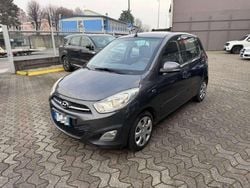 Grigio Usata 2012 Hyundai i10 Due volumi | 5400 € (Buon prezzo)