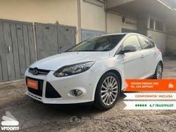 Bianco Usata 2012 Ford Focus Due volumi | 5390 € (Ottimo prezzo)
