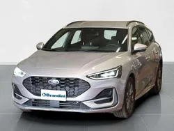 Moondust silver Usata 2023 Ford Focus ST-Line Station wagon | 16.500 € (Ottimo prezzo)