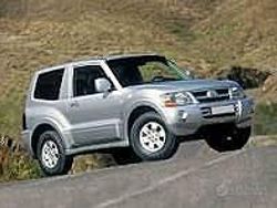 Grigio Usata 2005 Mitsubishi Pajero SUV | 13.000 € (Molto cara)