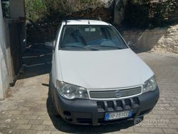 Bianco Usata 2006 Fiat Strada Pick-up | 7000 € (Buon prezzo)