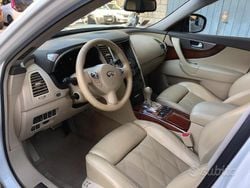 Bianco Usata 2012 Infiniti Fx30 SUV | 12.500 € (Molto cara)
