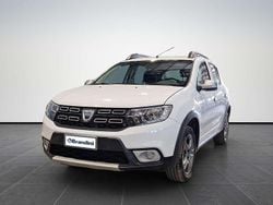 Bianco Usata 2017 Dacia Sandero Stepway Tre volumi | 10.500 € (Buon prezzo)