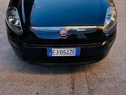 Nero Usata 2011 Fiat Punto Evo Dynamic Due volumi | 2900 €