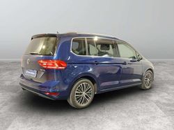 Blu Usata 2017 VW Touran Highline Monovolume | 21.900 € (Buon prezzo)