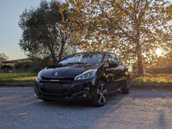 Usata 2018 Peugeot 208 GT-line Due volumi | 11.900 € (Molto cara)