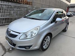 Argento Usata 2009 Opel Corsa Enjoy Tre volumi | 1999 € (Buon prezzo)