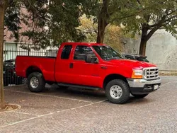 Rosso Usata 2001 Ford F250 Lariat SUV | 30.000 €