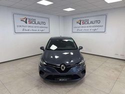 Grigio Usata 2022 Renault Clio V Zen Tre volumi | 11.900 € (Buon prezzo)