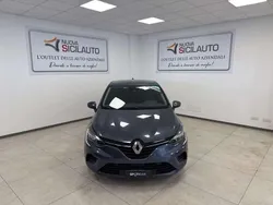Grigio Usata 2022 Renault Clio V Zen Tre volumi | 12.500 € (Buon prezzo)