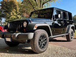 Nero Usata 2013 Jeep Wrangler Unlimited SUV | 32.500 € (Buon prezzo)