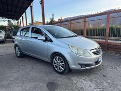 Argento Usata 2009 Opel Corsa Due volumi | 3200 € (Cara)