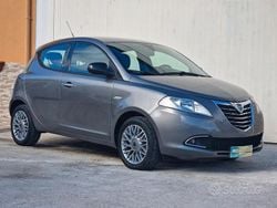 Grigio Usata 2013 Lancia Ypsilon Due volumi | 7799 € (Cara)
