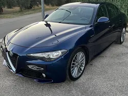 Blu Usata 2017 Alfa Romeo Giulia Super Tre volumi | 13.000 € (Ottimo prezzo)