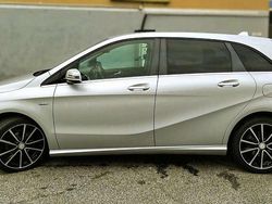 Argento Usata 2012 Mercedes B180 Executive Monovolume | 8999 € (Cara)
