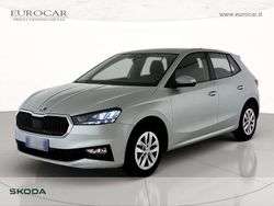 Argento brillante metallizzato Usata 2024 Skoda Fabia Selection Due volumi | 13.900 € (Ottimo prezzo)