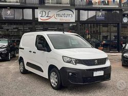 Bianco Usata 2019 Peugeot Partner Premium Monovolume | 10.490 € (Buon prezzo)