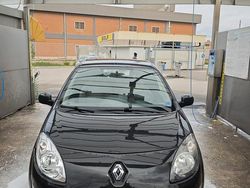 Nero Usata 2010 Renault Twingo Due volumi | 4300 €