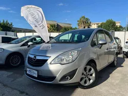 Grigio Usata 2011 Opel Meriva Monovolume | 3700 € (Buon prezzo)