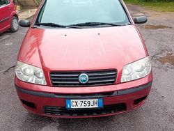 Rosso Usata 2005 Fiat Punto | 1200 € (Buon prezzo)