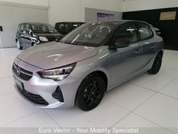 Grigio argento/tetto nero Usata 2023 Opel Corsa GS Line Due volumi | 18.000 € (Buon prezzo)