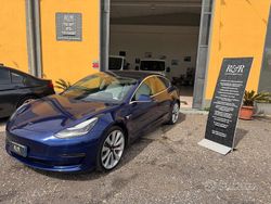 Bianco Usata 2019 Tesla Model 3 Performance Tre volumi | 25.900 € (Molto cara)