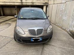Usata 2006 Lancia Musa Monovolume | 2700 € (Buon prezzo)