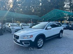 Bianco Usata 2010 Volvo XC70 Summum SUV | 8900 € (Molto cara)