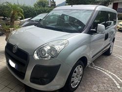 Argento Usata 2013 Fiat Doblò Dynamic Monovolume | 6900 € (Buon prezzo)