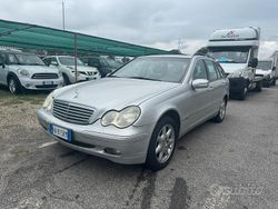 Grigio Usata 2003 Mercedes C220 Elegance Station wagon | 1600 € (Buon prezzo)