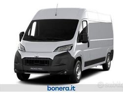 Bianco Nuova 2025 Toyota Proace Monovolume | 31.800 € (Molto cara)