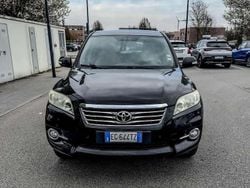 Nero Usata 2011 Toyota RAV4 SUV | 8200 € (Cara)