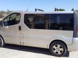 Grigio Usata 2005 Opel Vivaro Monovolume | 8000 €