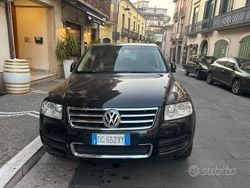 Nero Usata 2006 VW Touareg SUV | 4350 € (Buon prezzo)