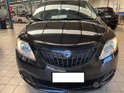 Nero Usata 2023 Lancia Ypsilon Gold Due volumi | 13.790 € (Cara)