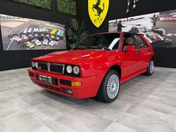 Rosso monza Usata 1991 Lancia Delta Due volumi | 119.990 €